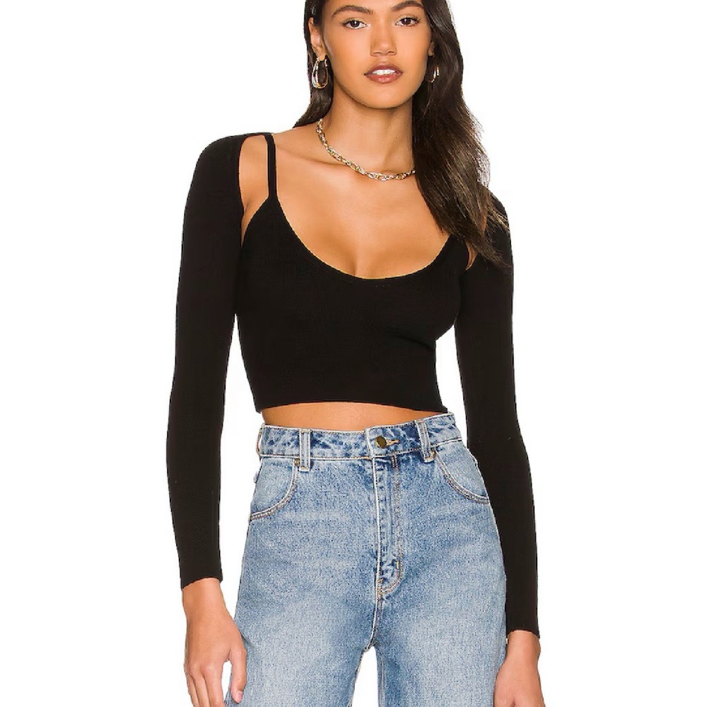 superdown Remi shrug set